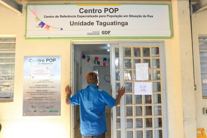 Governo promove exames médicos para pessoas em situação de rua