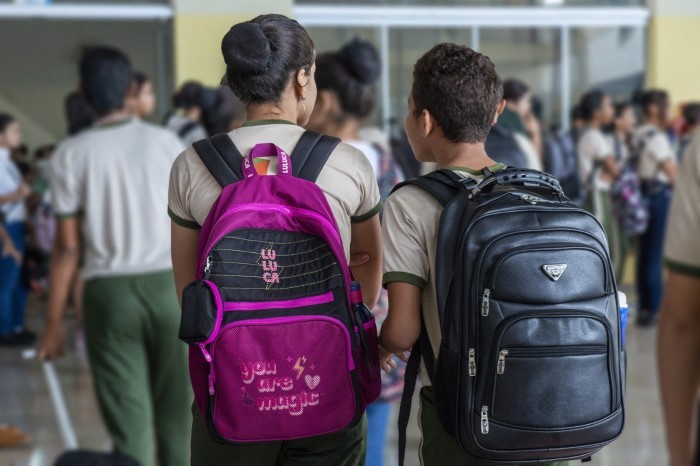 Especialista dá dicas para facilitar o retorno das crianças às aulas