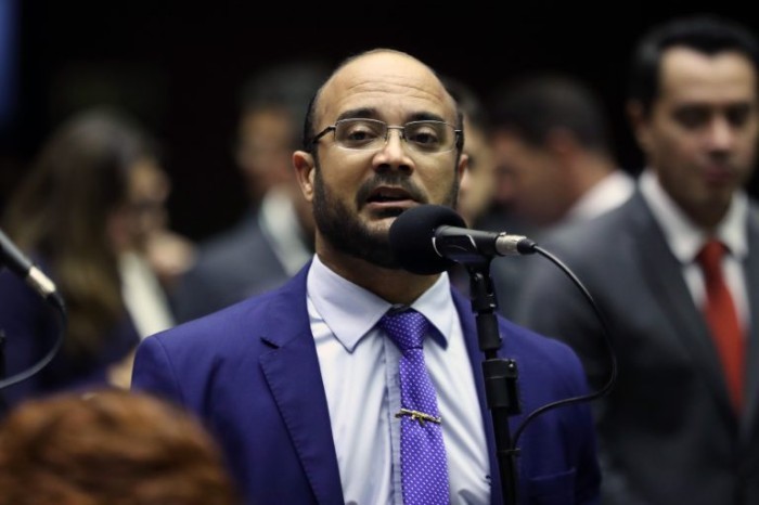 Capitão Alden defende também a capacitação de funcionários na aplicação de manobra - (Foto: Bruno Spada/Câmara dos Deputados)