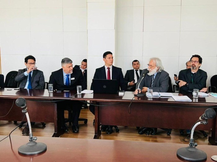 Vice-presidente assina contrato de Gestão do Centro de Bionegócios da Amazônia, em Manaus 