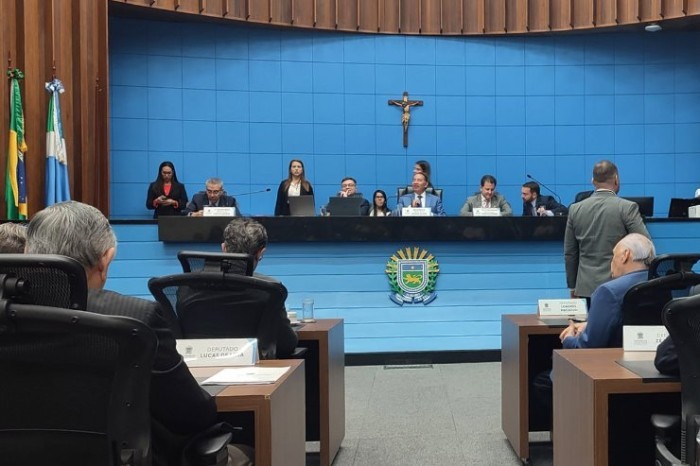 Proposta que institui a Campanha do Agasalho está na pauta desta quinta-feira