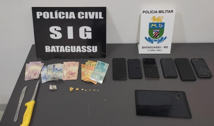 Polícia Civil e Polícia Militar, em trabalho conjunto, encontram um homem desaparecido e prendem um homem por tráfico de drogas.