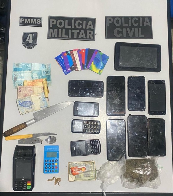 Operação conjunta resulta em cumprimento de mandados de busca e apreensão e prisões por tráfico e porte ilegal de arma de fogo em Figueirão