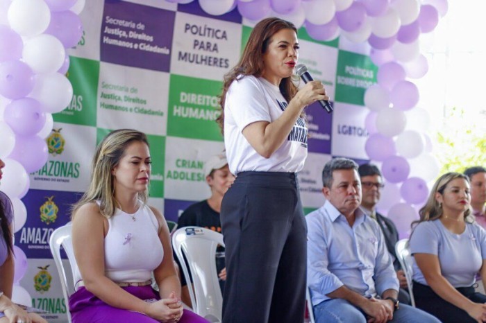 Agosto Lilás: Ponte do Rio Negro recebe iluminação lilás em alusão aos 17 anos da Lei Maria da Penha 