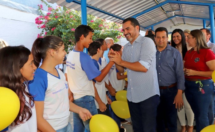 Governo do Tocantins entrega obras em duas escolas de Araguaína estimadas em quase R$ 4 milhões