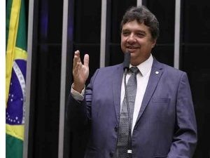 Guilherme Uchoa, autor da proposta - (Foto: Divulgação / Câmara dos Deputados)
