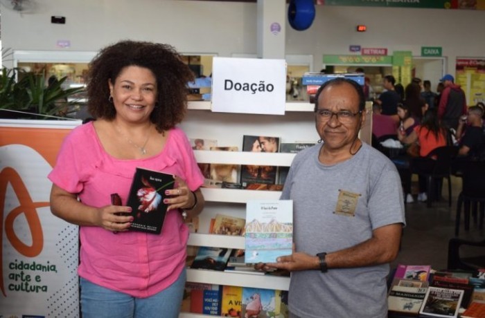 Projeto leva mais conhecimento e imaginação por meio de doações de livros na periferia