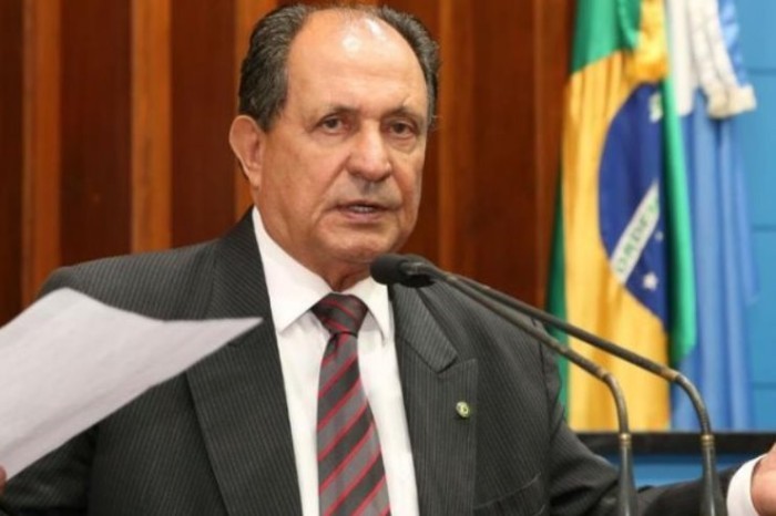 Zé Teixeira reivindica mais segurança para trânsito em Caarapó