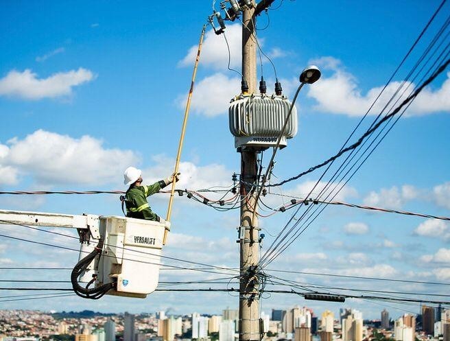 Guará e Park Way terão áreas sem energia para serviços na rede elétrica