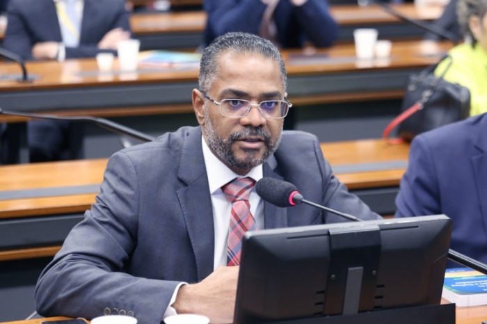 Deputado Márcio Marinho pediu a realização do debate - (Foto: Billy Boss /Câmara dos Deputados)