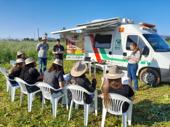 Programa e-Origem é tema do espaço vitrines tecnológicas, na segunda edição de inverno do Campo Agroacelerador, em Jacinto Machado