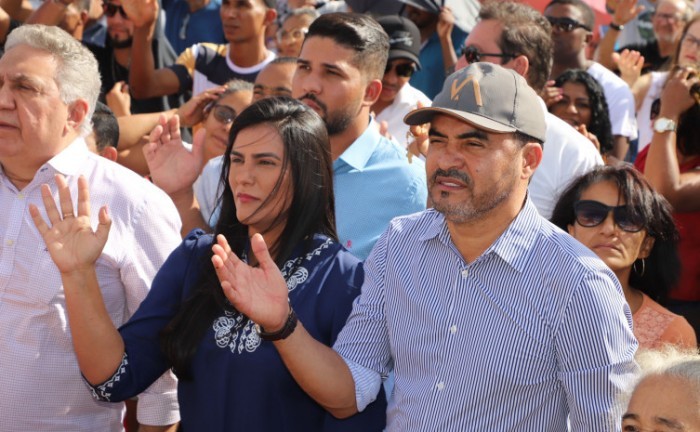 Em Natividade, governador Wanderlei Barbosa participa da maior manifestação religiosa do Tocantins, a missa do Senhor do Bonfim