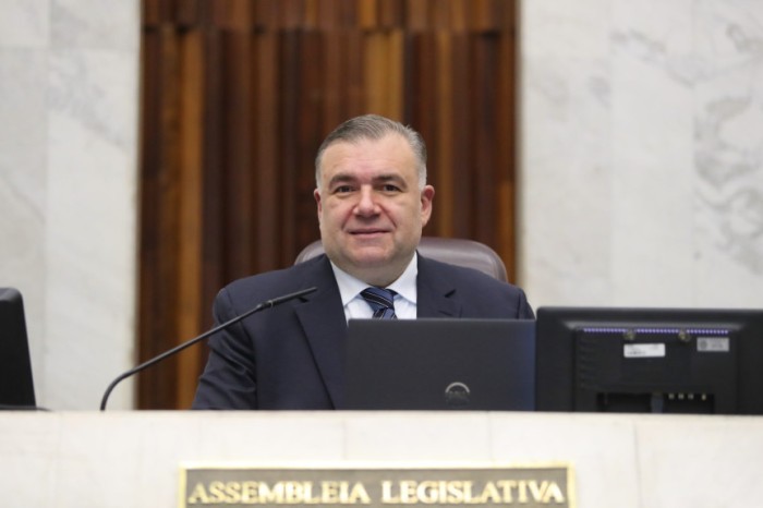 Deputado Ney Leprevost (União) viabiliza recursos para revitalização de 20 escolas estaduais