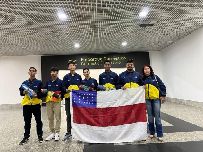 Alunos da rede estadual participam da Mostra Brasileira de Foguetes no Rio de Janeiro