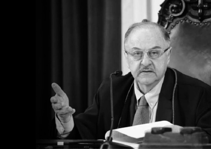 Projeto de lei propõe homenagem a Artagão de Mattos Leão