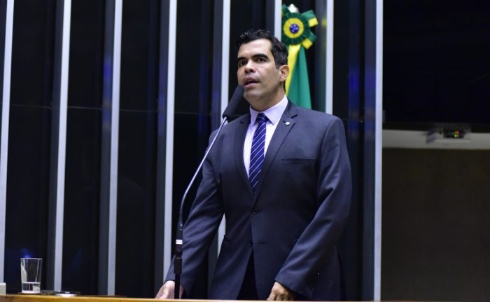 Ricardo Ayres recomendou a aprovação do projeto - (Foto: Zeca Ribeiro/Câmara dos Deputados)