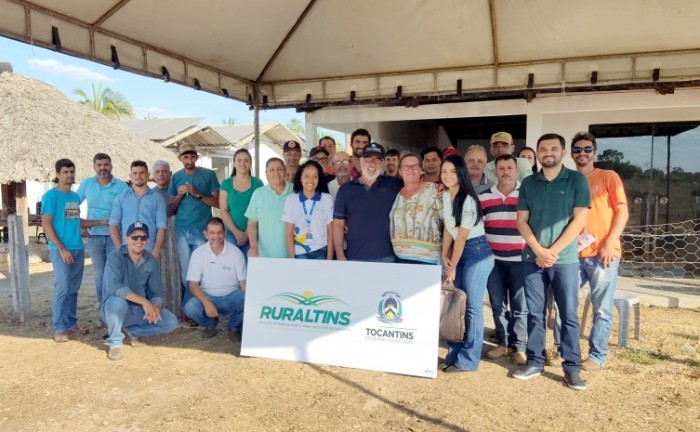 Ruraltins promove visita técnica a produtores de leite de Tocantínia para incentivar regularização na produção