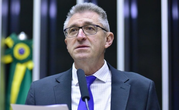 Heitor Schuch: objetivo é buscar sugestões para um plano estratégico para retomada do setor industrial - (Foto: Zeca Ribeiro/Câmara dos Deputados)