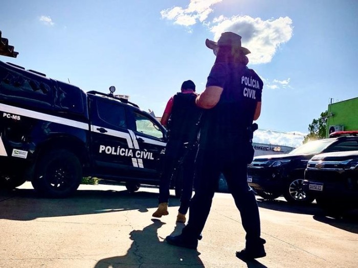 Polícia Civil cumpre mandado de prisão em desfavor de uma mulher em Naviraí