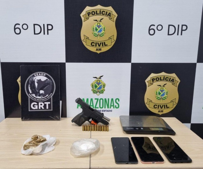 Cidade Mais Segura: SSP-AM apreende arma de fogo, munições e drogas em flutuante de Manaus