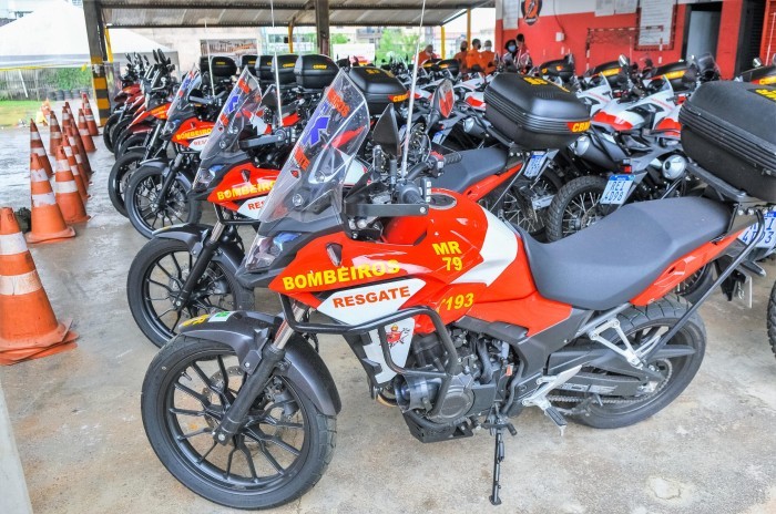 Motos viram aliadas dos bombeiros no resgate de vítimas de acidente no DF