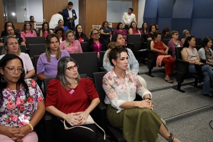 Agosto Lilás: ALEMS proporciona tarde de conhecimento e autoestima da mulher