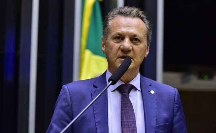 O relator, deputado Giovani Cherini, recomendou a aprovação do projeto - (Foto: Zeca Ribeiro/Câmara dos Deputados)