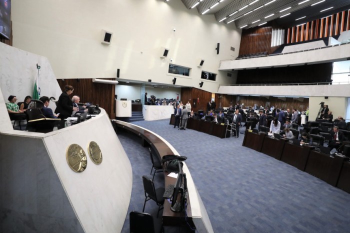 Aprovadas doações de imóveis para aprimorar serviços municipais na saúde, educação, lazer e moradia