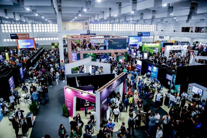 Governo do Estado intermedia painel sobre internacionalização no Startup Summit