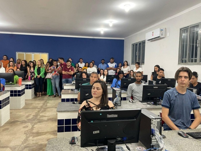 Campus da Uespi em Bom Jesus recebe o 8º laboratório de informática