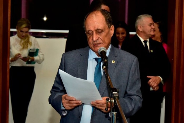 Deputado Zé Teixeira reivindica ações para população de Ivinhema
