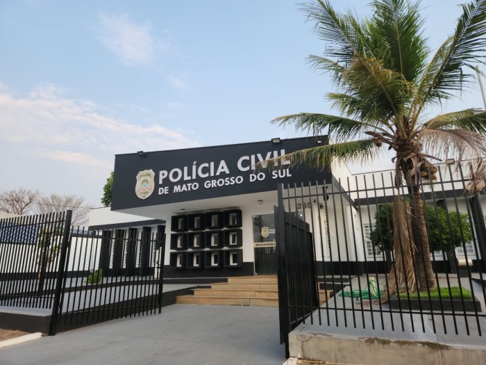 Polícia Civil resgata mulher que estava sendo perseguida por convivente em Coxim