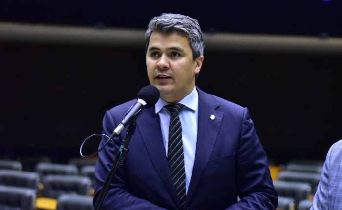 Diego Garcia recomendou a aprovação da proposta - (Foto: Zeca Ribeiro/Câmara dos Deputados)