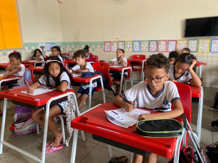 Alunos da rede municipal de ensino participam da primeira fase da Obmep Mirim