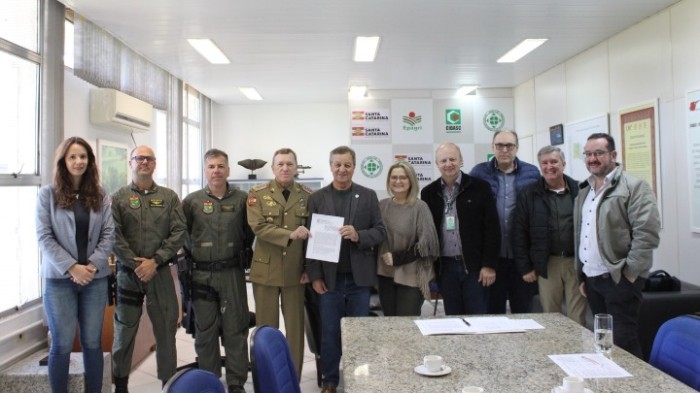 Agricultura e Polícia Militar assinam convênio para fiscalização agropecuária
