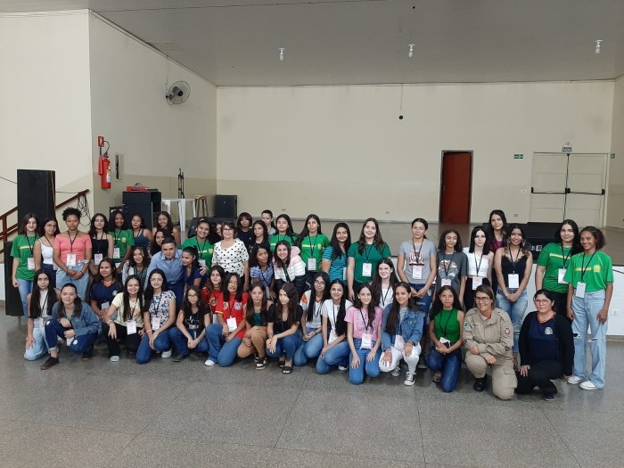Projeto Primavera promove transformações e prepara jovens para inserção na...