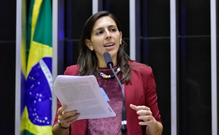 Natália Bonavides, relatora da proposta - (Foto: Zeca Ribeiro/Câmara dos Deputados)