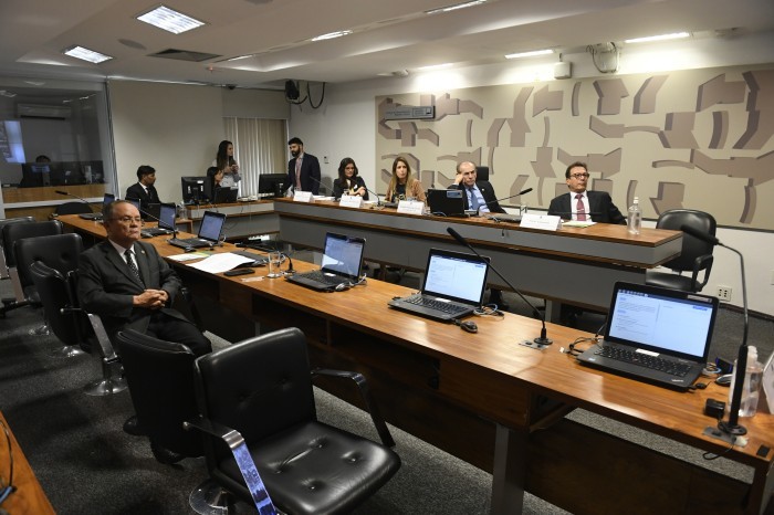 Parlamentares e debatedores veem várias vantagens econômicas e ambientais na Ferrogrão - Foto: Jefferson Rudy/Agência Senado