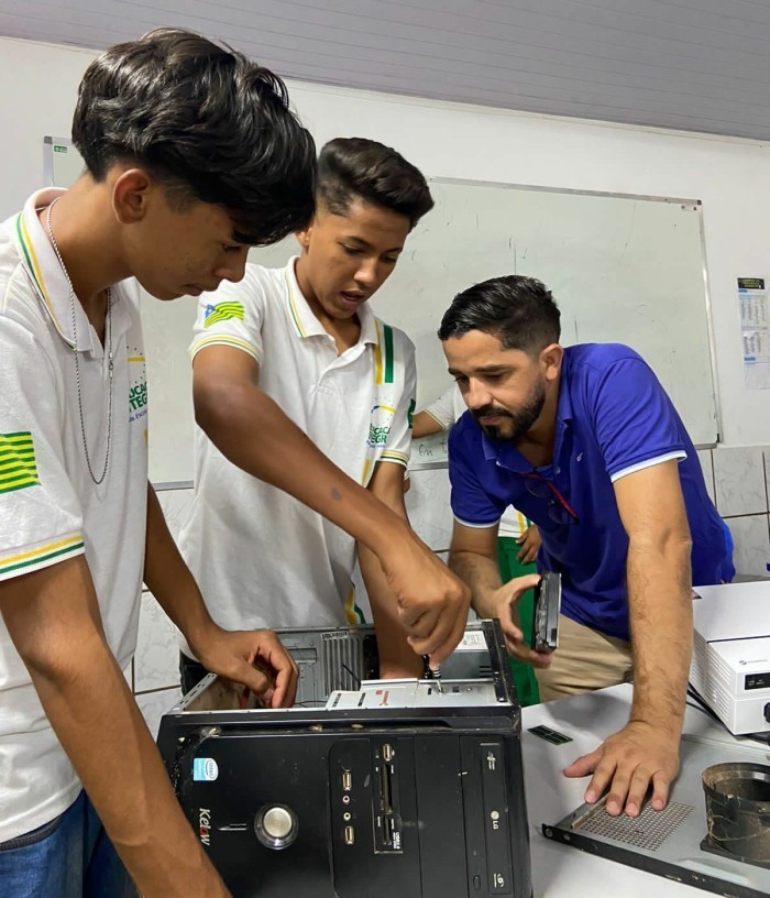 Jovens do município de Guaribas apostam na educação tecnológica e conectada ao mundo do trabalho