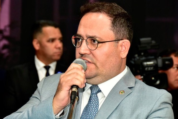 ALEMS homenageia repórteres fotográficos em solenidade na segunda-feira