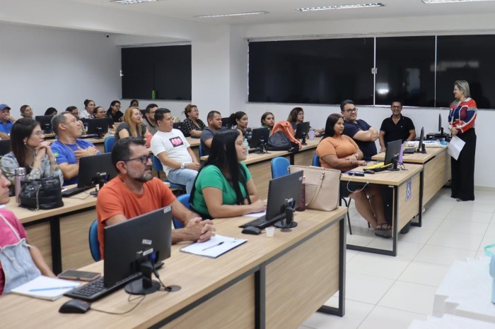 Estado qualifica em agosto mais de 400 servidores em cursos da EGPA