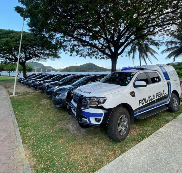 Sejus recebe 11 veículos do Senappen