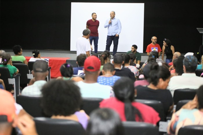 Prefeitura de Gurupi e Movimento Nacional de Luta Pela Moradia promovem reunião sobre o programa Minha Casa Minha Vida