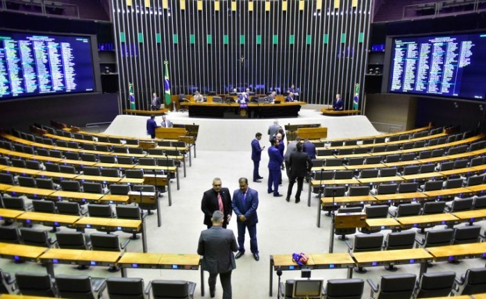 Deputados em sessão do Plenário - (Foto: Zeca Ribeiro/Câmara dos Deputados)