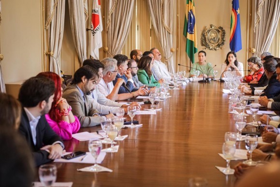 Raquel Lyra envia proposta de Reforma Administrativa com foco em áreas estratégicas