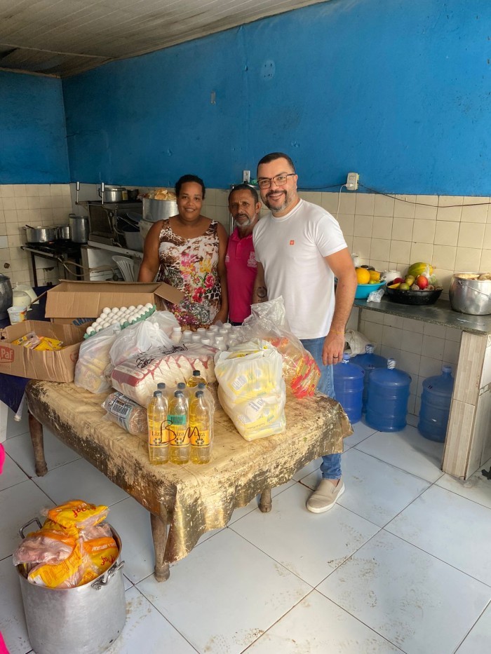 Programa Nutrir Vidas faz entrega de proteínas e cereais a lares de idosos do município