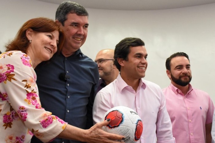 João César Mattogrosso participou de entrega kits esportivos para 61 escolas da Capital