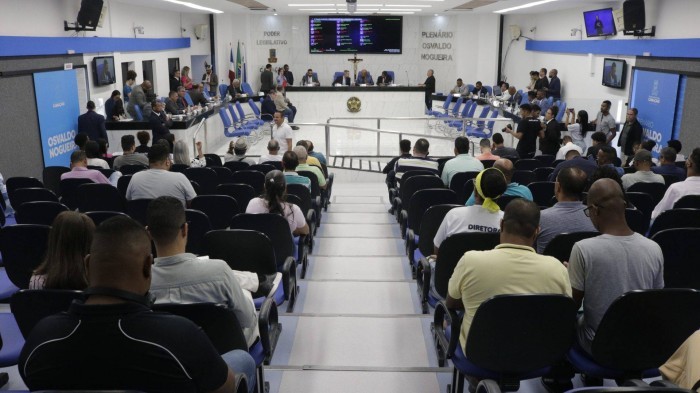 Câmara de Camaçari homenageia Limpec pelos seus 45 anos