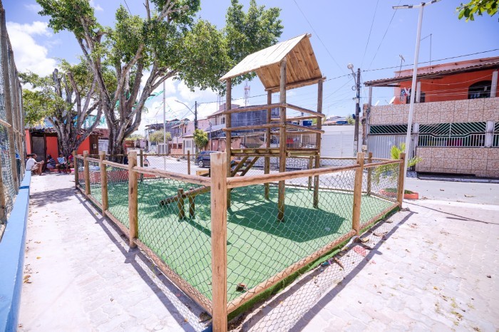 Obras da Praça Mutirão de Abrantes já alcançou 95% de execução