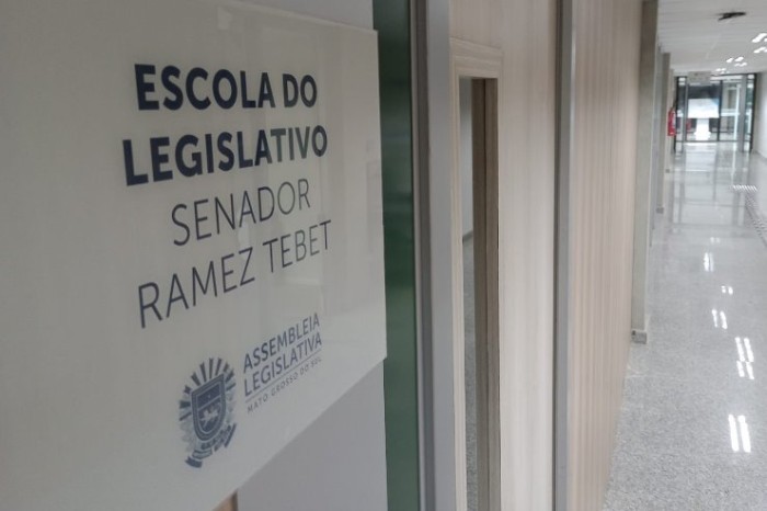 Publicado edital do 1º Concurso de Redação da Escola do Legislativo da ALEMS